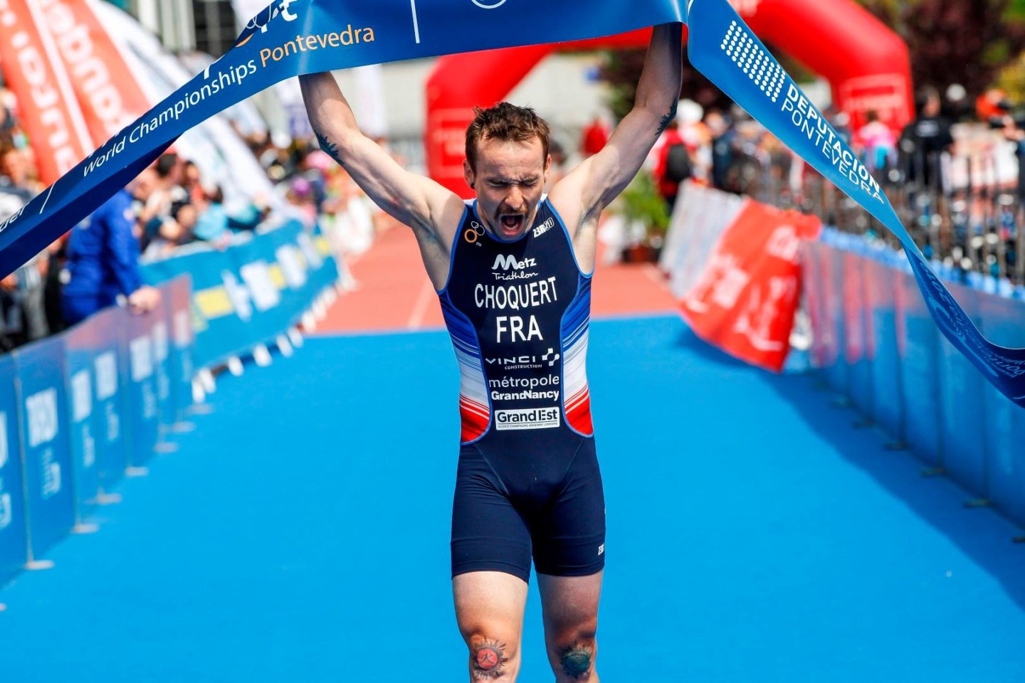 Nicolas Geay Portrait D Un Journaliste Passionne