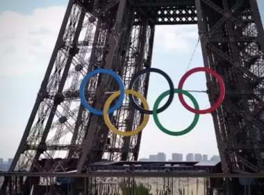 Les Jeux Olympiques prônent la neutralité politique, mais certains athlètes font tout de même passer leur message...